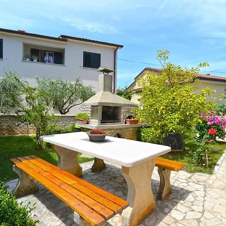 Fuer 2 Personen Ca 35 Qm In Cervar-porat, Istrien Istrische Riviera Apartment *