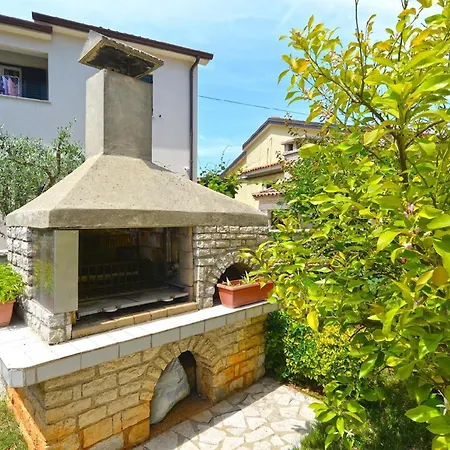Apartment Fuer 2 Personen Ca 35 Qm In Cervar-porat, Istrien Istrische Riviera